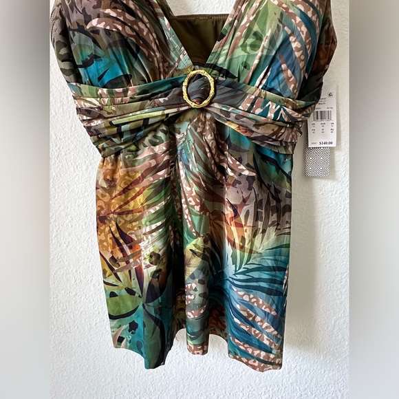 ✨ NWT ✨Amoressa Swimwear tankini top - Picture 2 of 14